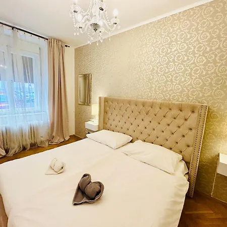 Luxury And Cozy Vinohrady Διαμέρισμα Πράγα
